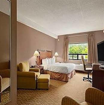 Lodge Mcmenamins Olympic Club Centralia